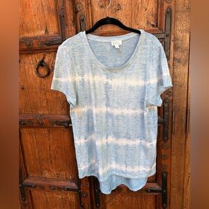 Market & Spruce Blue and Cream Short Sleeve Tee